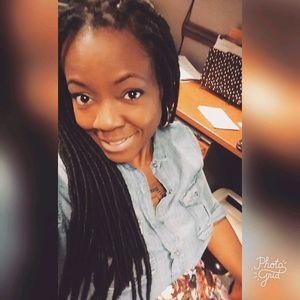 Meet your Posher, Crystal